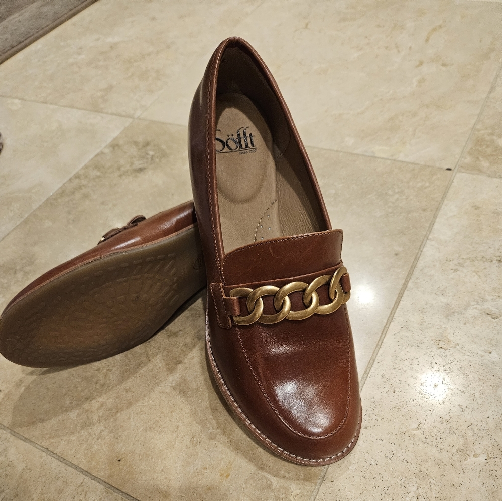 Sofft leather loafer